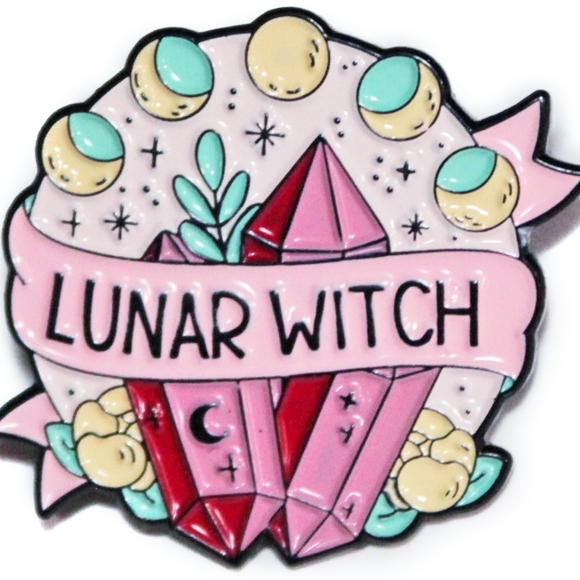 Lunar witch enamel pin - Picture 10 of 10